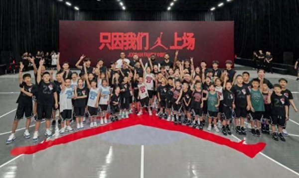 专业炒股配资门户 “展翅飞翔”十周年 已助力超4000名学生